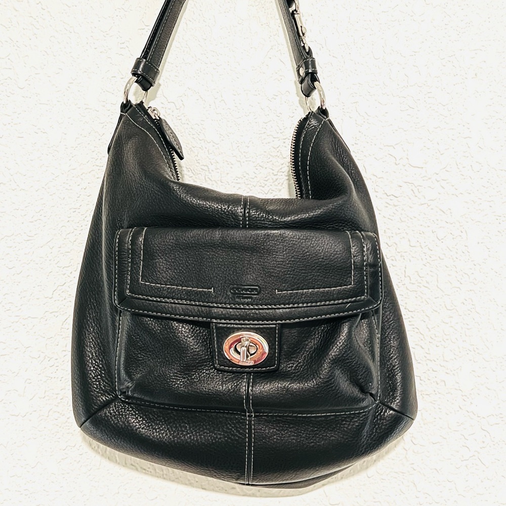 Coach Penelope Pebbled Leather Convertable Soho Black CrossbodyShoulder Bag $398
